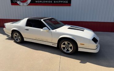 Chevrolet-Camaro-1986-Coupe-11