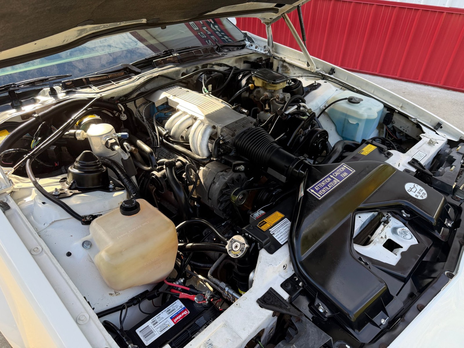 Chevrolet-Camaro-1986-Coupe-14