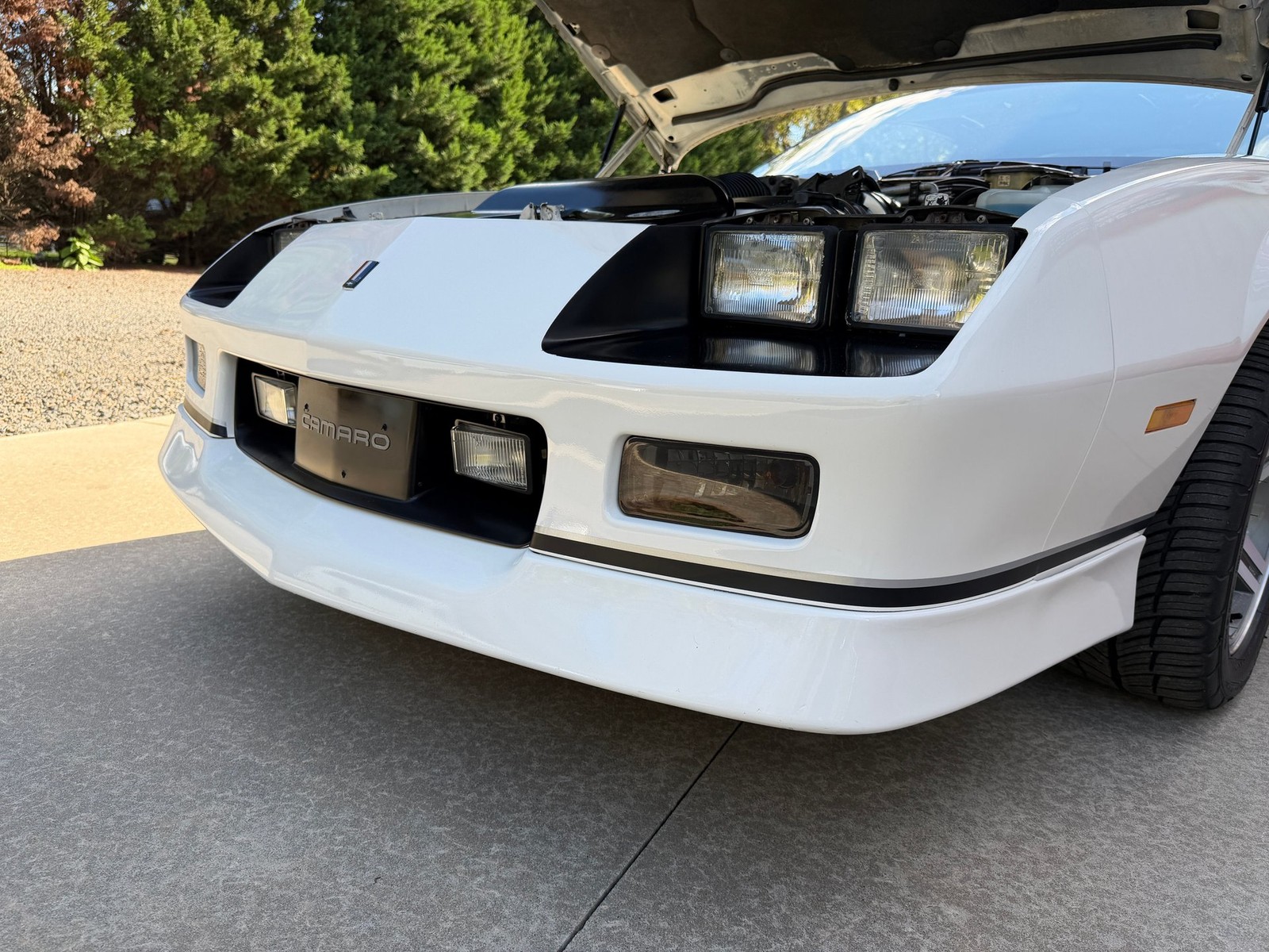 Chevrolet-Camaro-1986-Coupe-19
