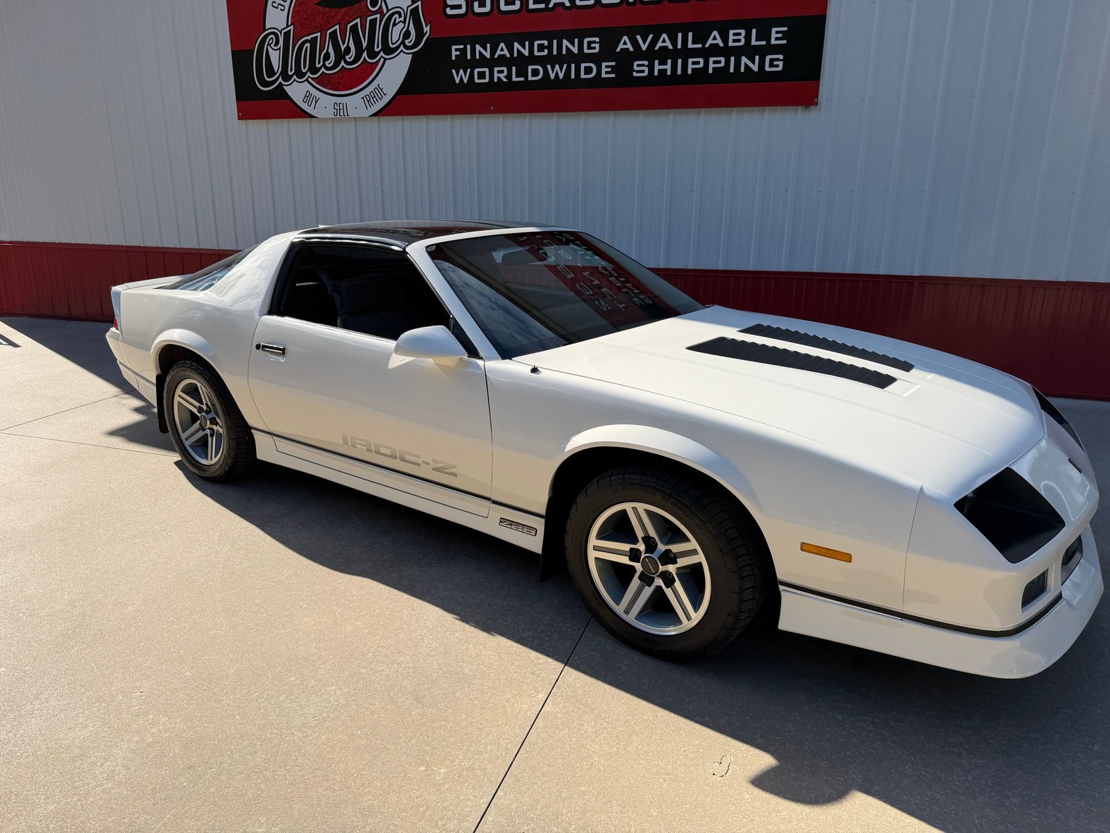 Chevrolet-Camaro-1986-Coupe-35