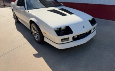 Chevrolet-Camaro-1986-Coupe-38