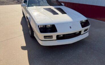 Chevrolet-Camaro-1986-Coupe-39