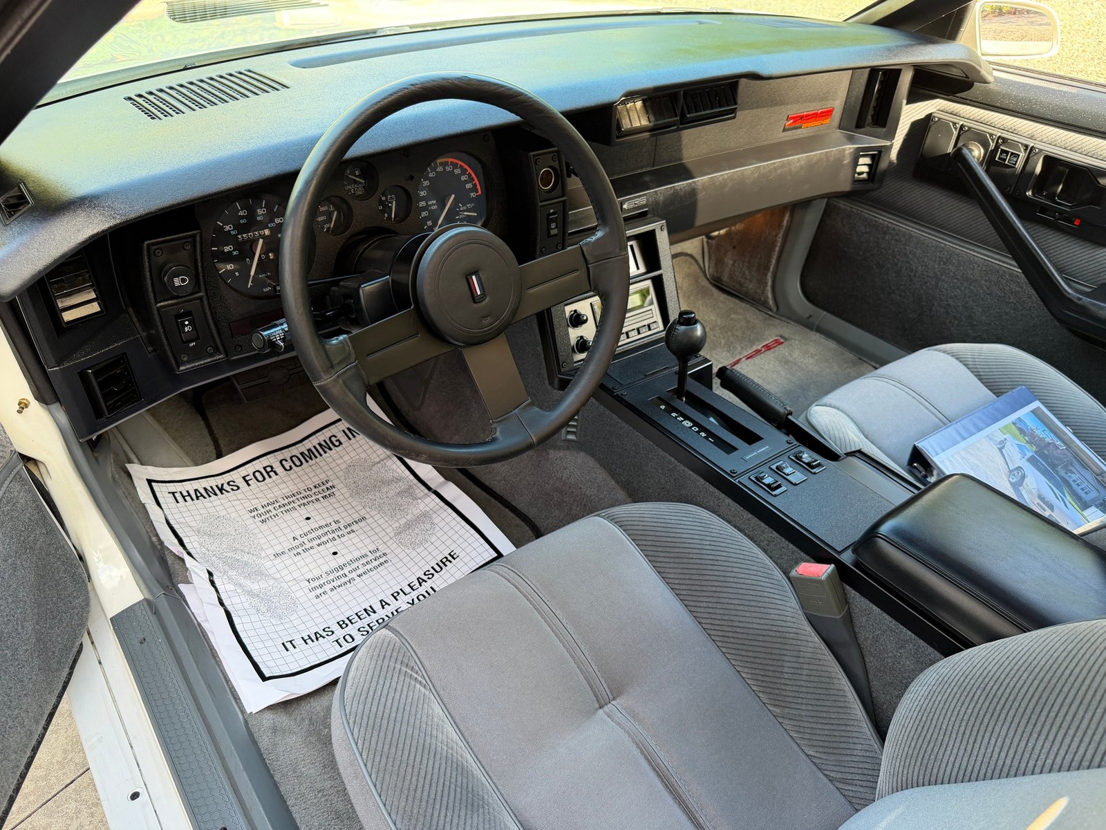 Chevrolet-Camaro-1986-Coupe-4
