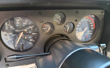 Chevrolet-Camaro-1986-Coupe-5