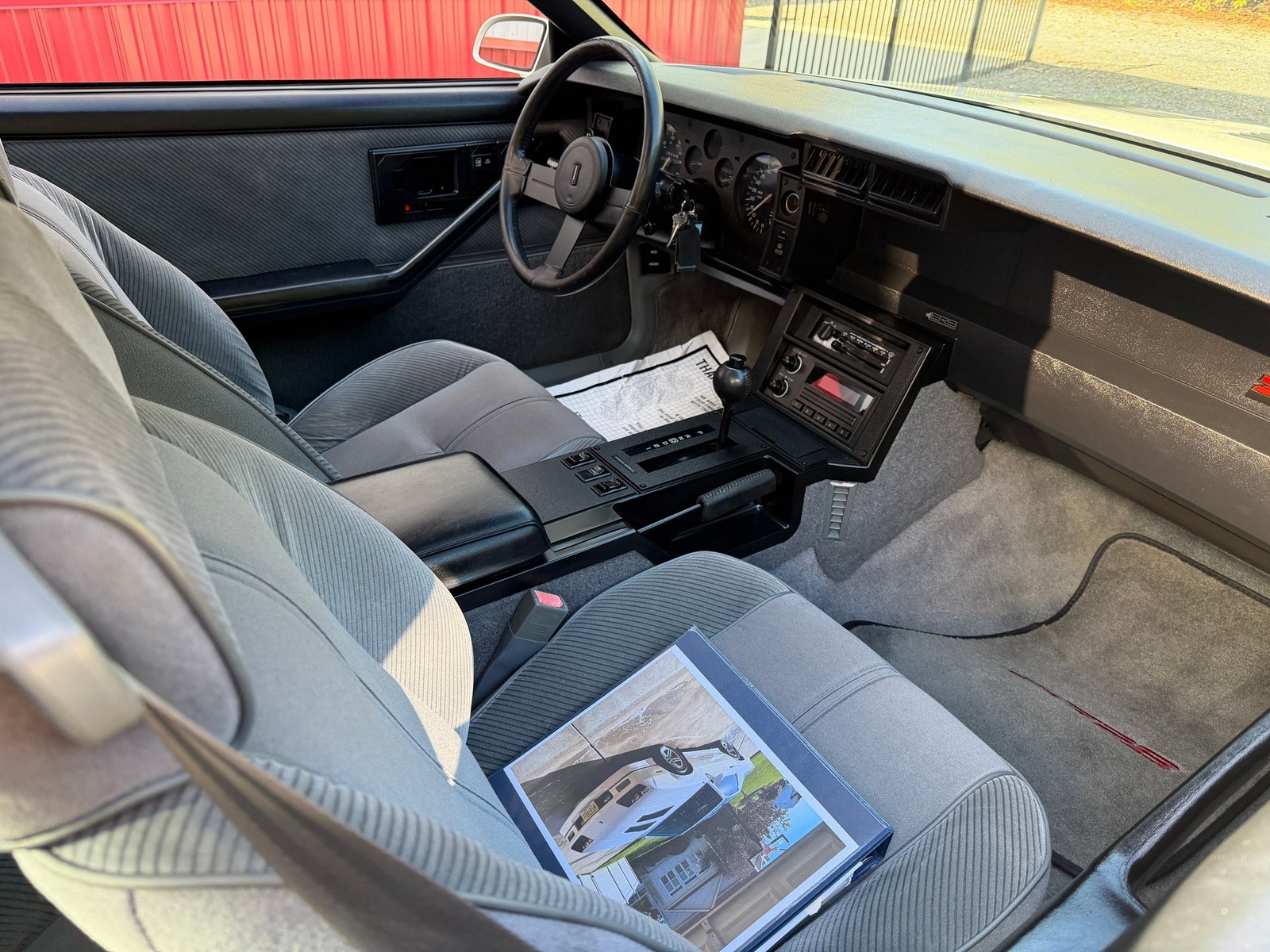 Chevrolet-Camaro-1986-Coupe-9