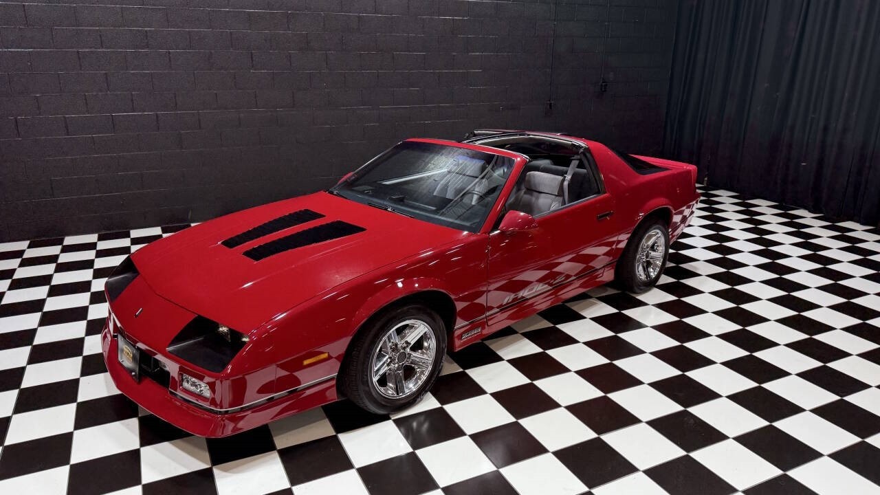 Chevrolet-Camaro-1986-Hatchback-10