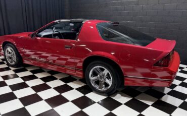 Chevrolet-Camaro-1986-Hatchback-17