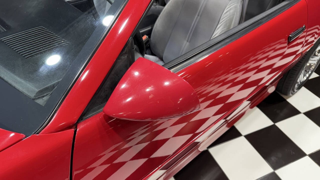 Chevrolet-Camaro-1986-Hatchback-34