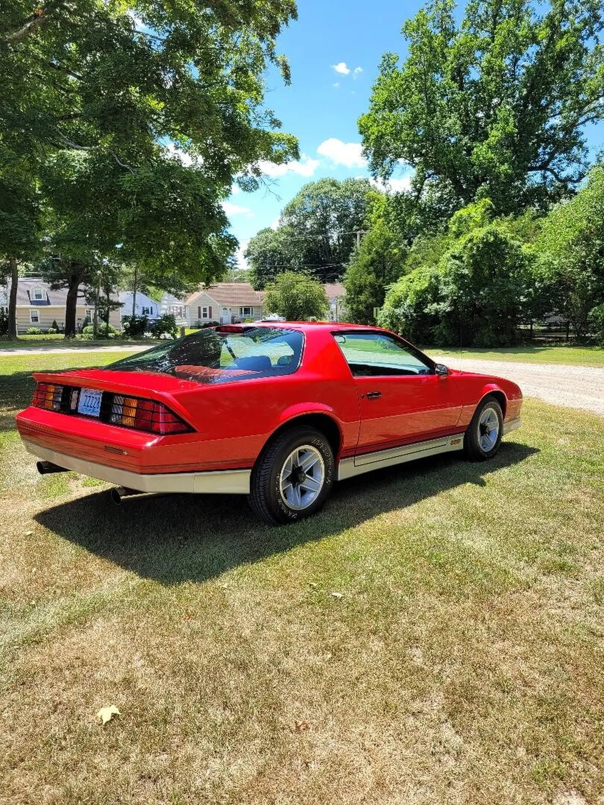 Chevrolet-Camaro-1986-Red-Red-2