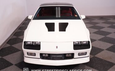 Chevrolet-Camaro-1986-White-Red-22