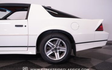 Chevrolet-Camaro-1986-White-Red-25