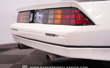 Chevrolet-Camaro-1986-White-Red-27