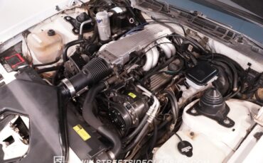 Chevrolet-Camaro-1986-White-Red-31