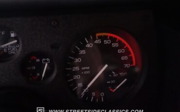 Chevrolet-Camaro-1986-White-Red-42