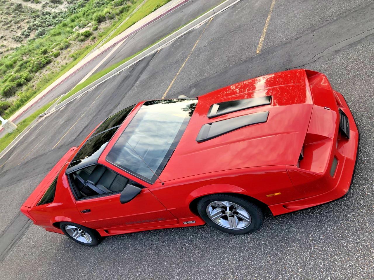 Chevrolet-Camaro-1987-Coupe-1