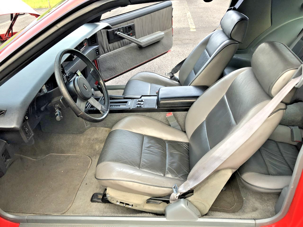 Chevrolet-Camaro-1987-Coupe-11