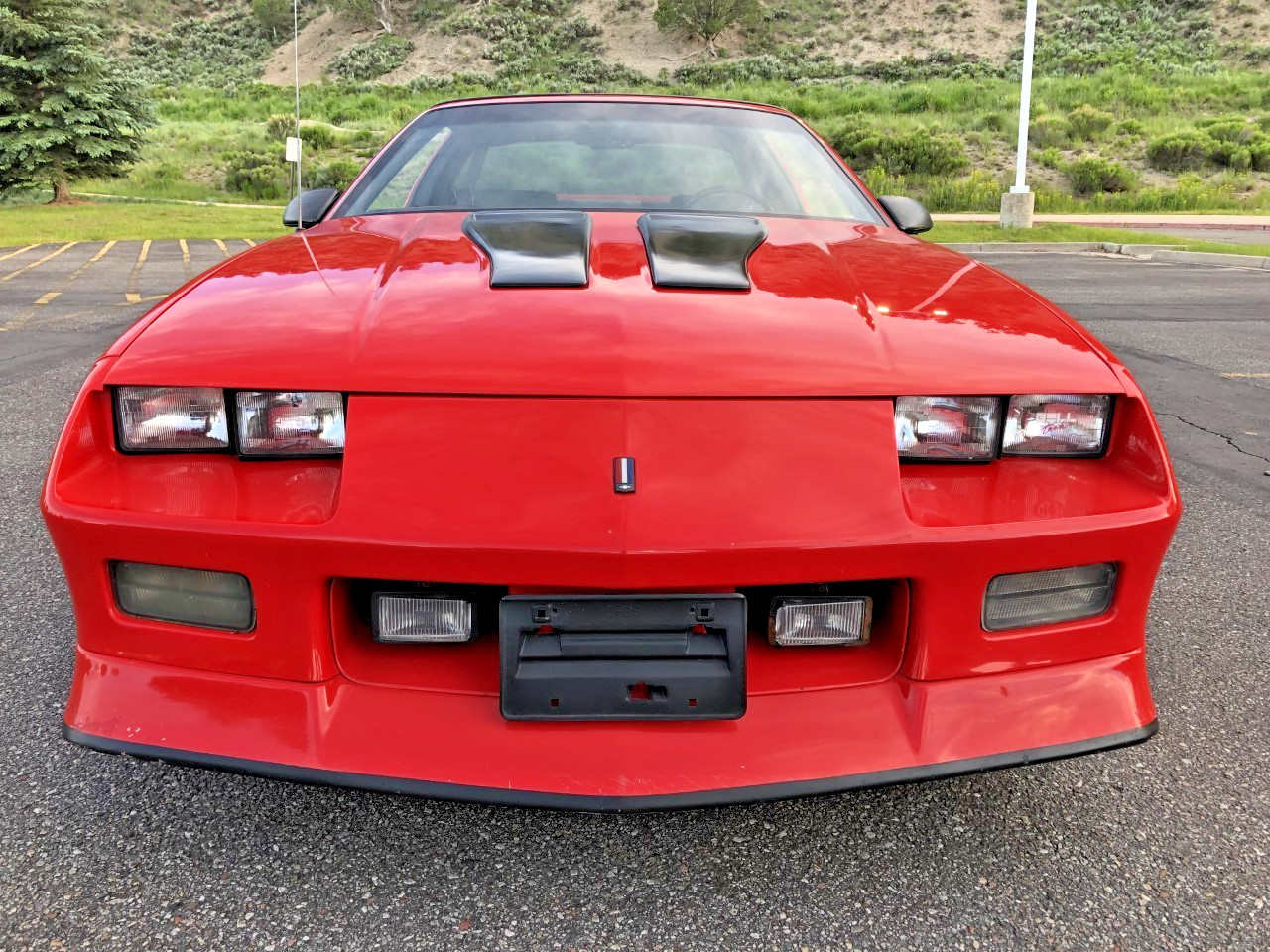 Chevrolet-Camaro-1987-Coupe-2