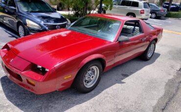 Chevrolet-Camaro-1987-Coupe-4