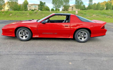 Chevrolet-Camaro-1987-Coupe-4