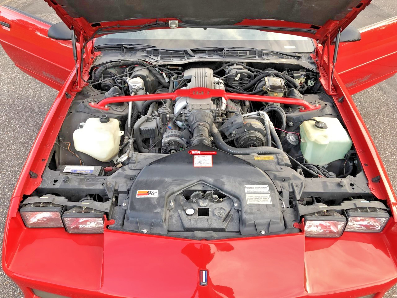 Chevrolet-Camaro-1987-Coupe-8