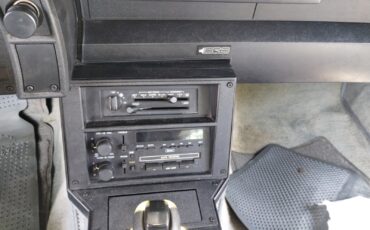 Chevrolet-Camaro-1987-Coupe-9