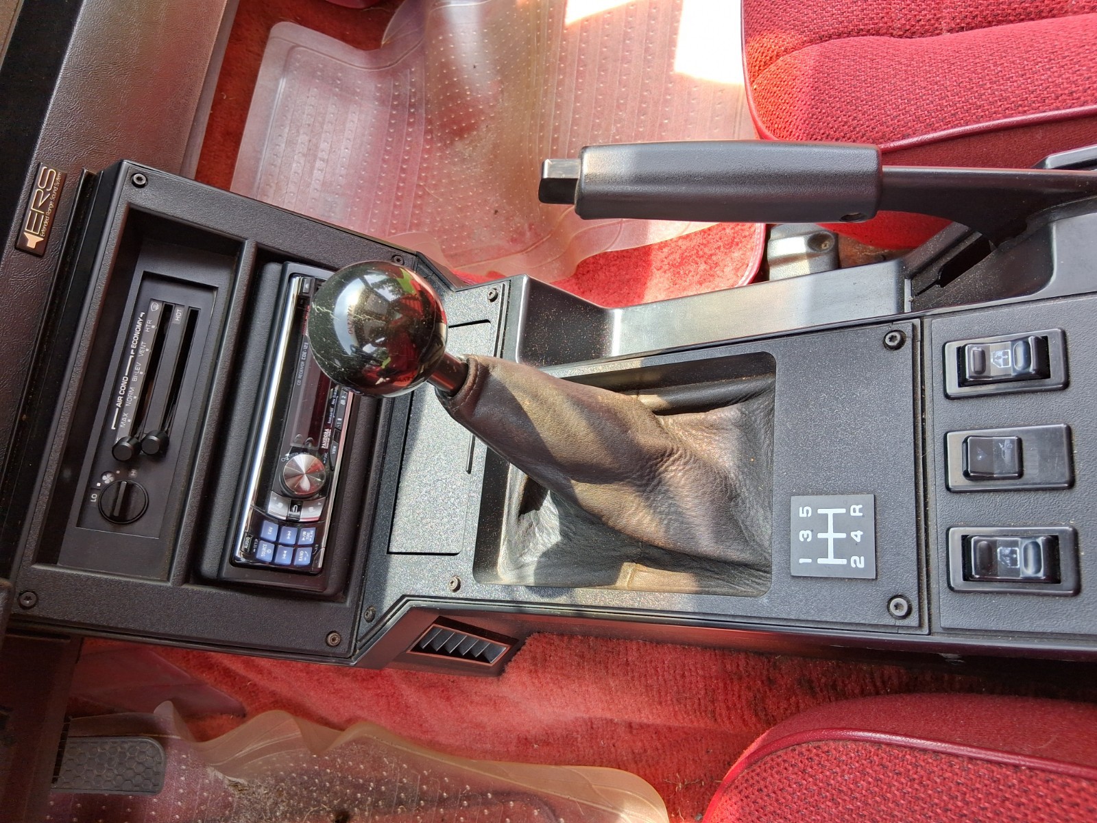 Chevrolet-Camaro-1988-Coupe-19
