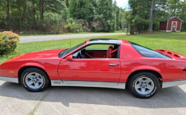 Chevrolet-Camaro-1988-Coupe