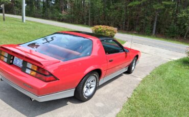 Chevrolet-Camaro-1988-Coupe-5