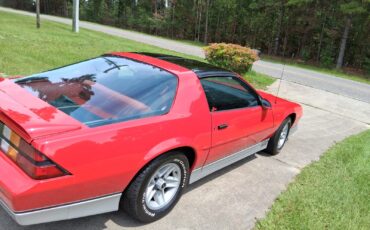 Chevrolet-Camaro-1988-Coupe-6
