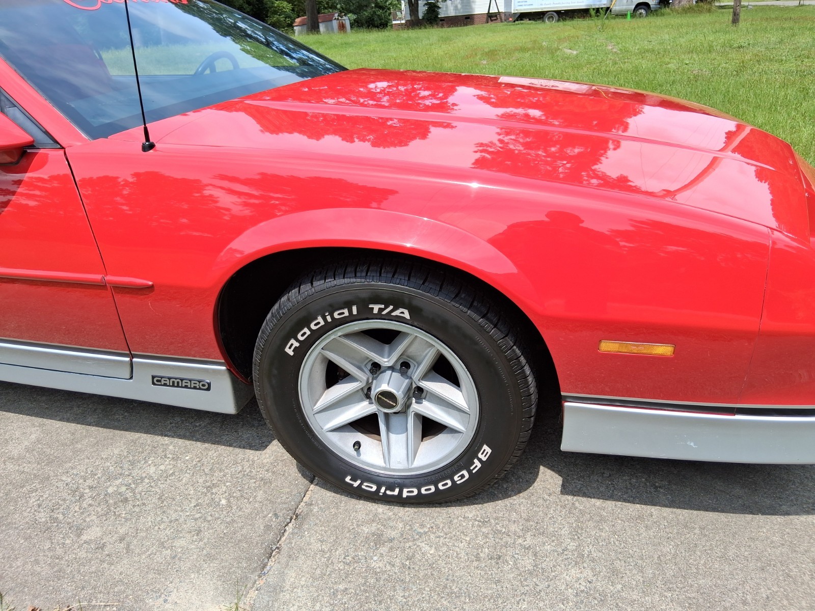 Chevrolet-Camaro-1988-Coupe-8