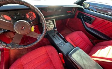 Chevrolet-Camaro-1988-Hatchback-11