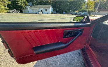 Chevrolet-Camaro-1988-Hatchback-12
