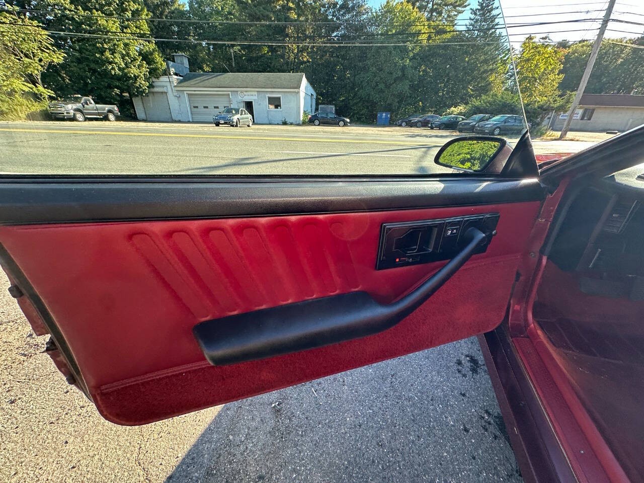 Chevrolet-Camaro-1988-Hatchback-12