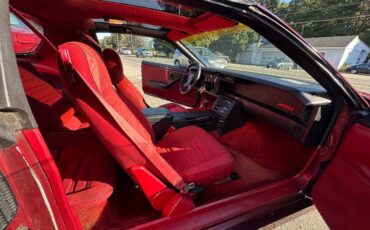 Chevrolet-Camaro-1988-Hatchback-13