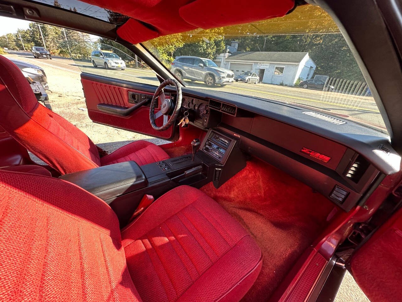 Chevrolet-Camaro-1988-Hatchback-14