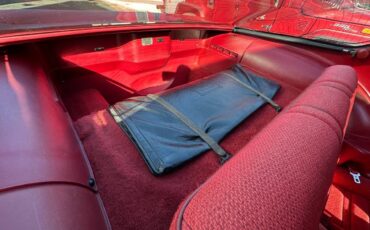 Chevrolet-Camaro-1988-Hatchback-17