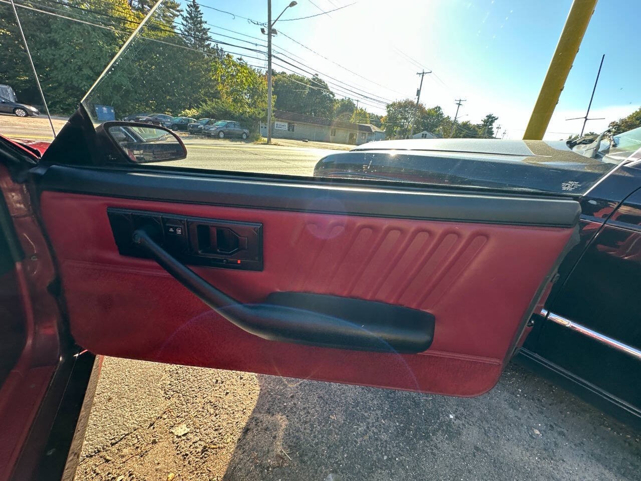 Chevrolet-Camaro-1988-Hatchback-19