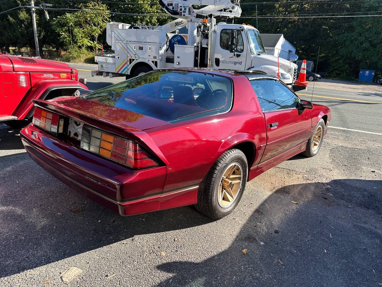 Chevrolet-Camaro-1988-Hatchback-4
