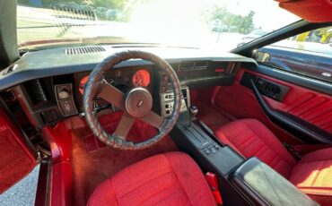Chevrolet-Camaro-1988-Hatchback-9