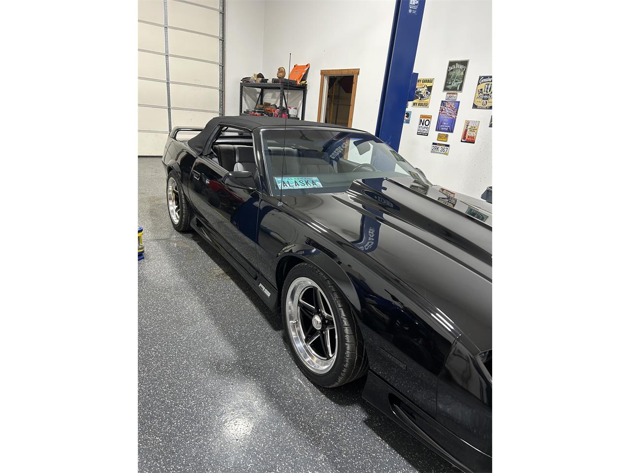 Chevrolet-Camaro-1991-Black-Grey-5