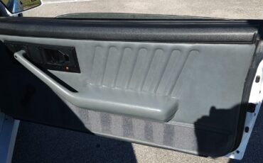 Chevrolet-Camaro-1992-Coupe-13