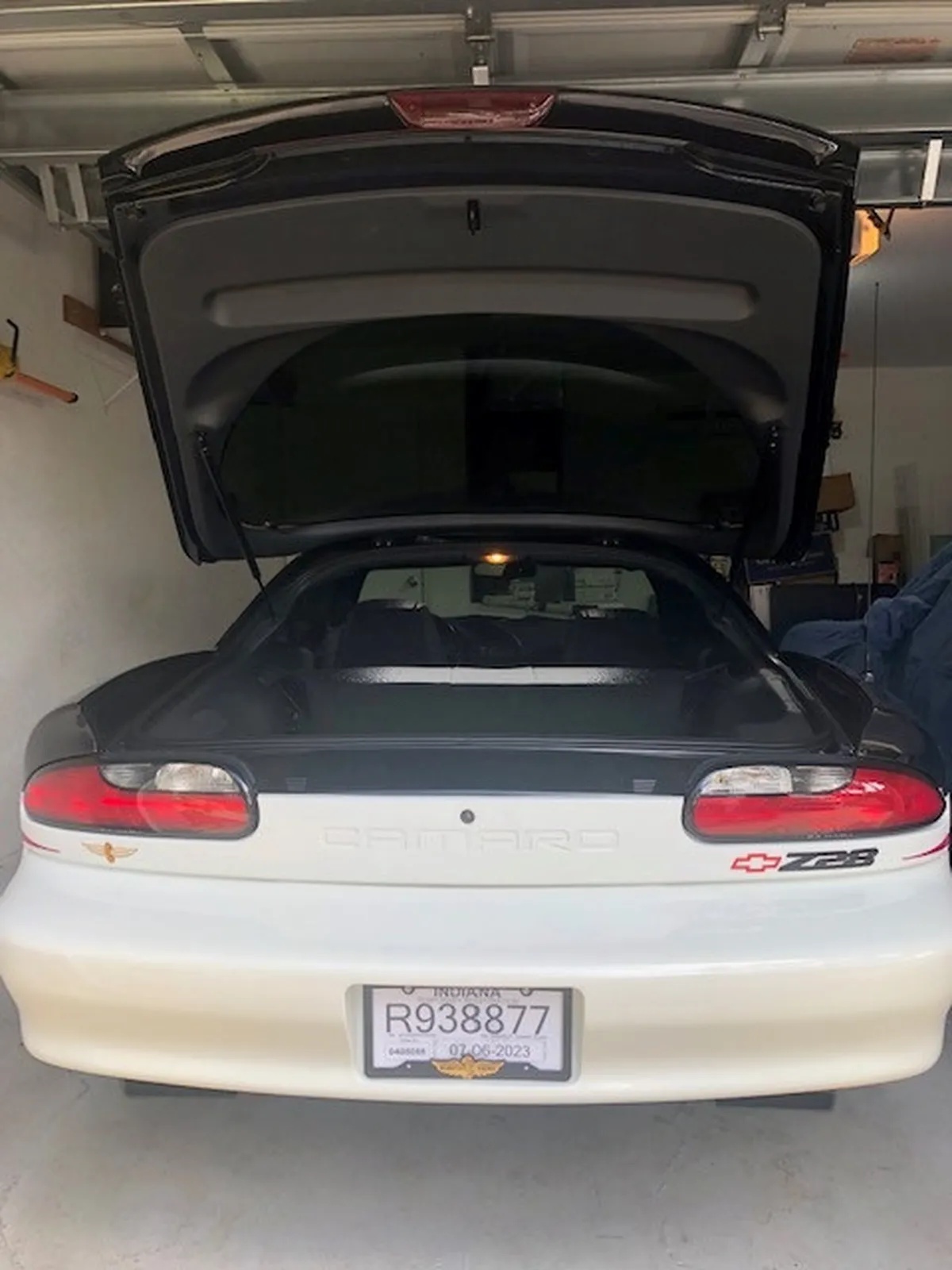 Chevrolet-Camaro-1993-Blank-W-White-14