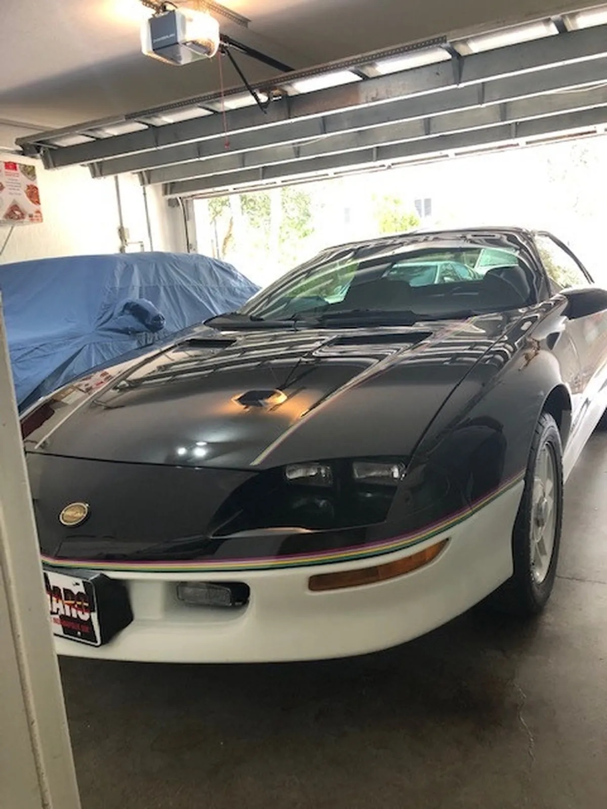 Chevrolet-Camaro-1993-Blank-W-White-4
