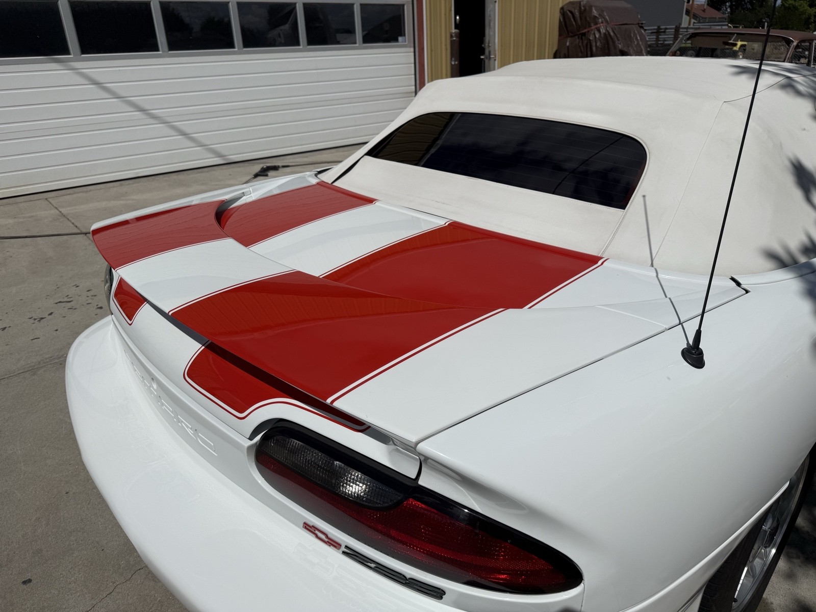 Chevrolet-Camaro-1995-4