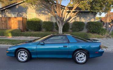Chevrolet-Camaro-1995-Coupe-7