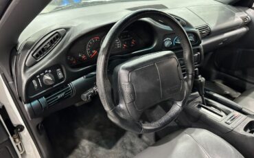 Chevrolet-Camaro-1995-Hatchback-10