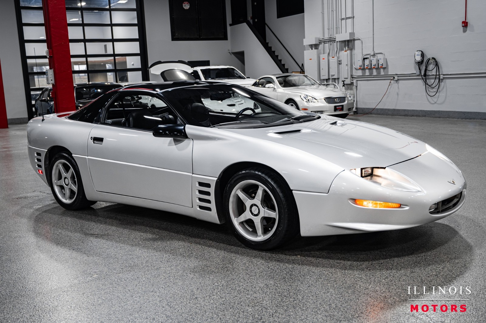 Chevrolet-Camaro-1995-Hatchback-6