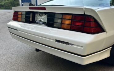 Chevrolet-Camaro-Z28-IROC-Z-1987-59k-Miles-Clean-Carfax-10