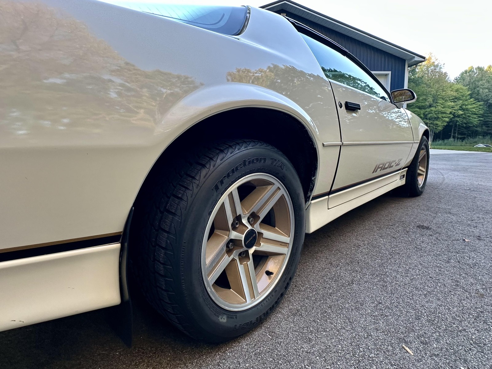 Chevrolet-Camaro-Z28-IROC-Z-1987-59k-Miles-Clean-Carfax-13