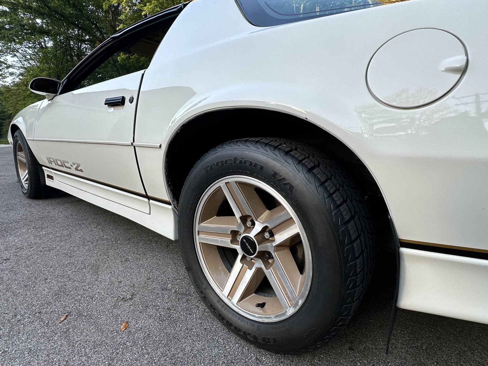 Chevrolet-Camaro-Z28-IROC-Z-1987-59k-Miles-Clean-Carfax-25
